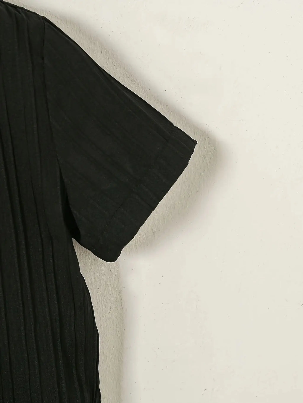 Summer Boys' Casual And Fashionable Black Cardigan Button Shirt Set (Excluding White Innerwear)